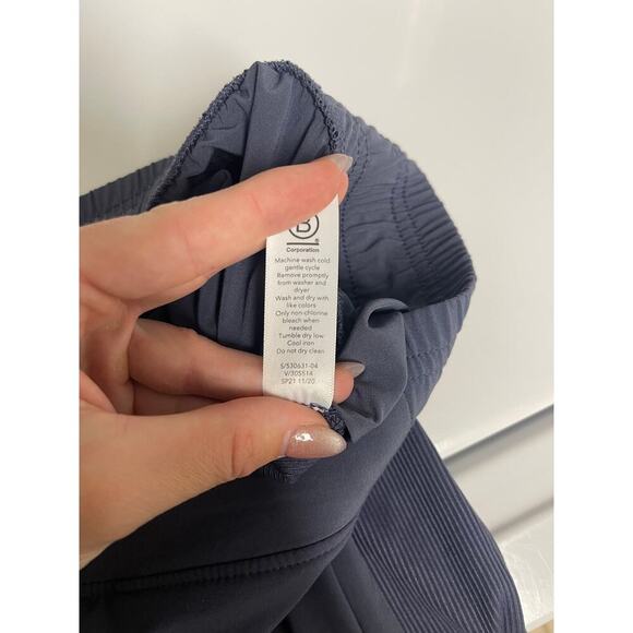 Athleta Brooklyn Jogger Dusk Violet purple size 24 athleisure pull-on - Picture 8 of 9